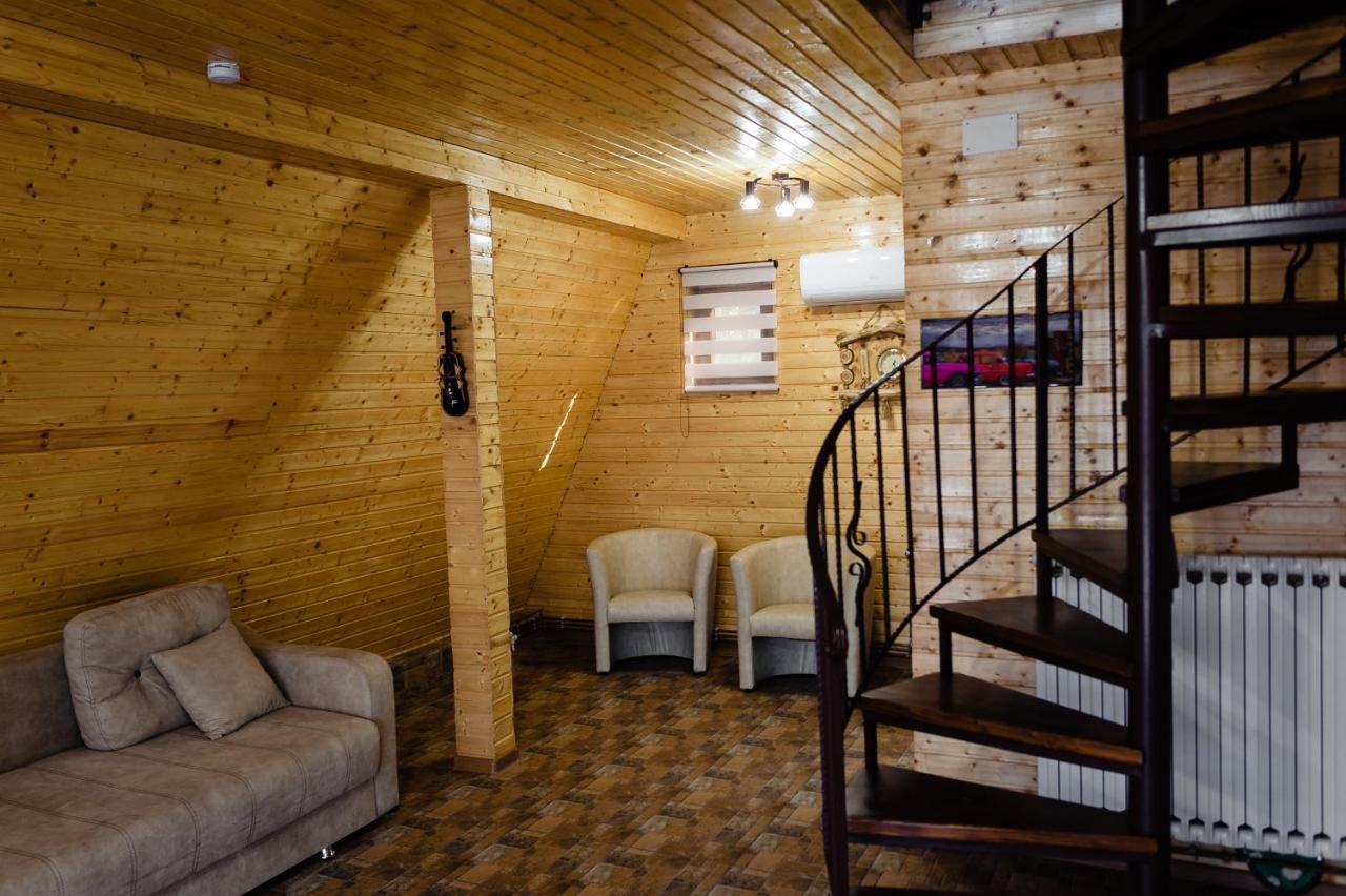 La Maria Si Ioana Appartement Curtea de Argeş Buitenkant foto
