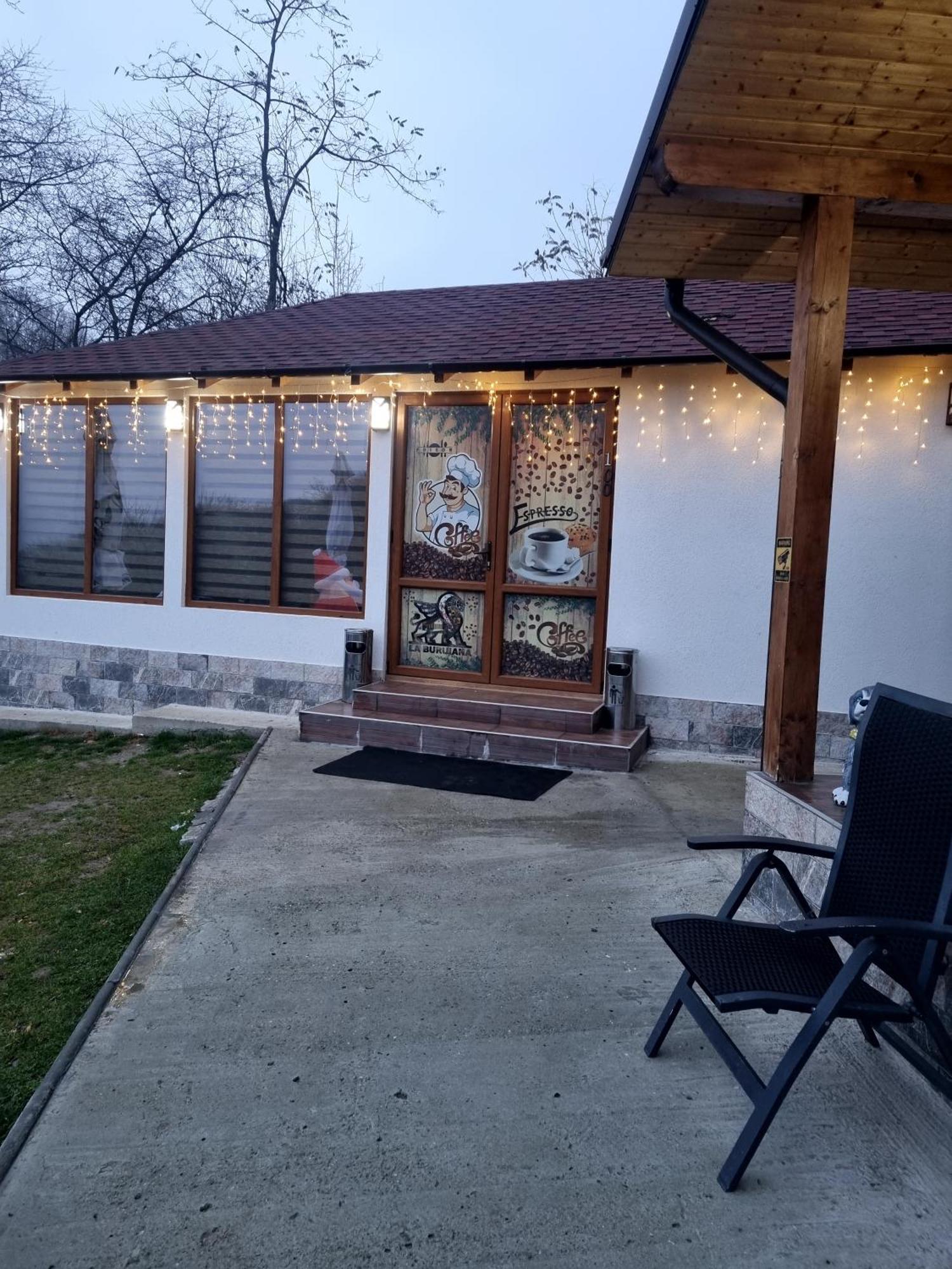 La Maria Si Ioana Appartement Curtea de Argeş Buitenkant foto